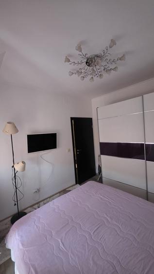 Apartament cu 2 camere semidecomandat în Moșnița Veche