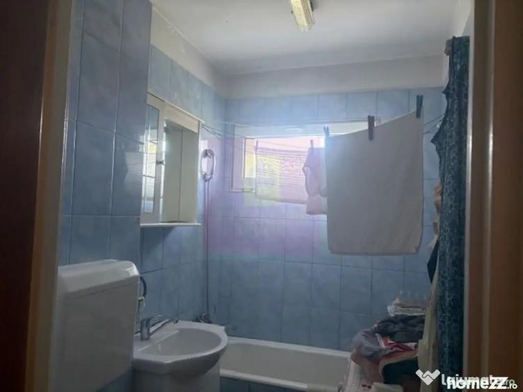 Garsonieră în Titan
