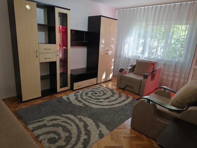 Apartament cu 2 camere decomandat în Gorjului