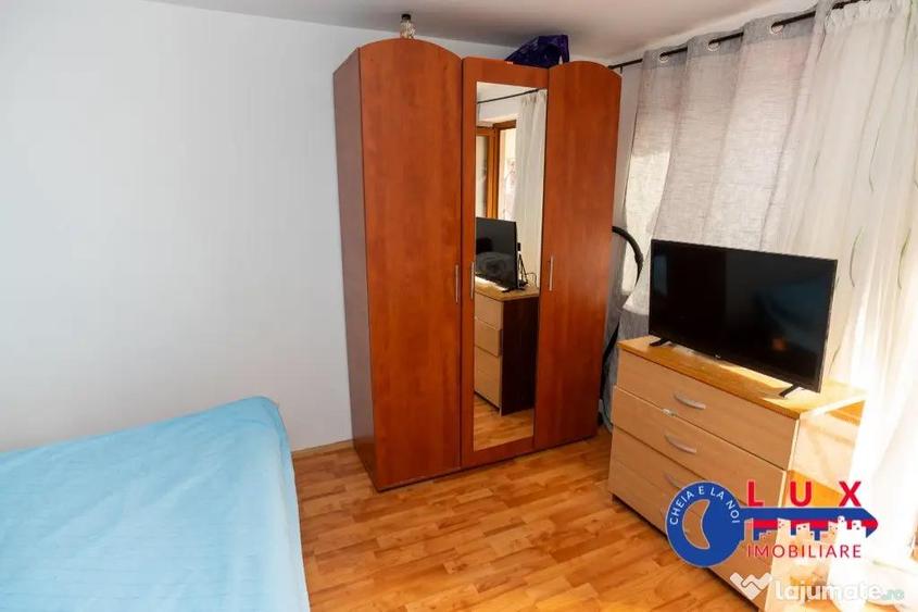Casă cu 4 camere cu Teren 108 Mp în Pelican
