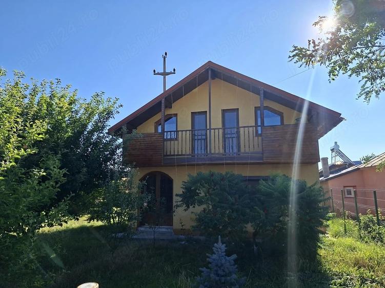 Casă cu 2 camere cu Teren 9310 Mp în Făurei