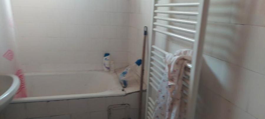 Vând apartament cu 3 camere  - 3