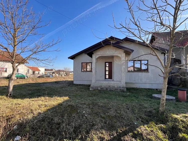 Vand casa finisata in Osorhei - 3