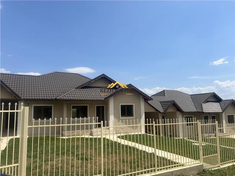 CASA SUPERBA - CERVICESTI (la doar 6 km de Botosani) - 2