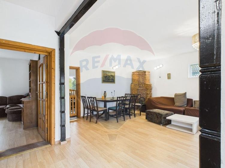 Casa cu 5 camere de vanzare Ciorogarla 1682mp teren - 9