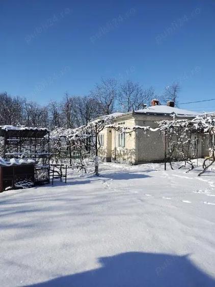 Casa de vanzare in Caline?ti, jud Boto?ani - 5800 mp teren - 1