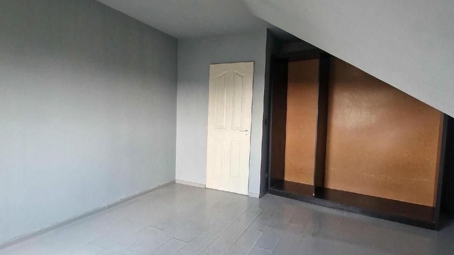 Apartament cu 3 camere decomandat în Sud