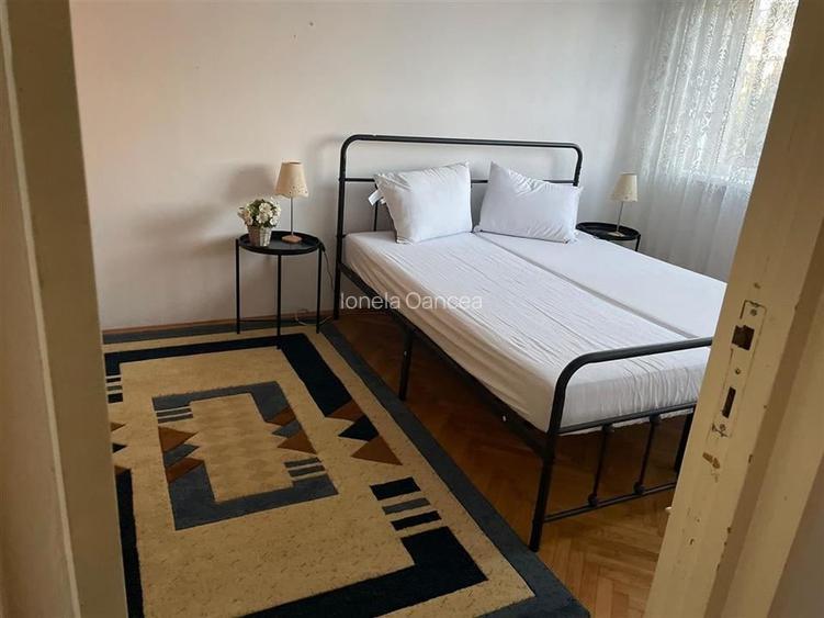 Apartament de 2 camere in zona Garii cu parcare Apartament de 2 camere in zona Garii cu parcare