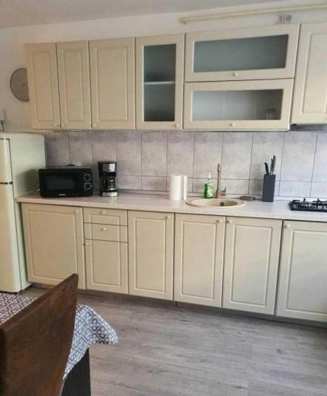 Apartament cu 3 camere de  închiriat, zona Faleza Nord - 6