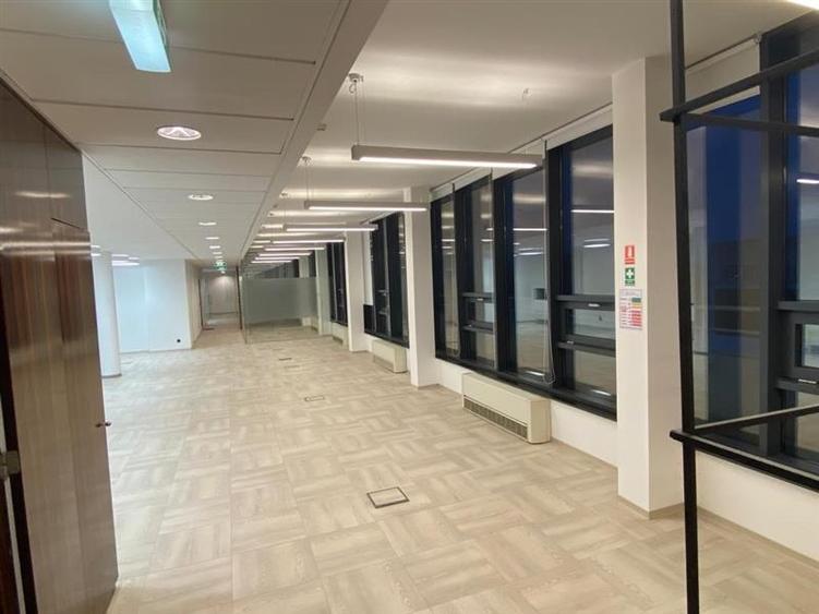 Magheru One Office Building - de la 325 mp - 2