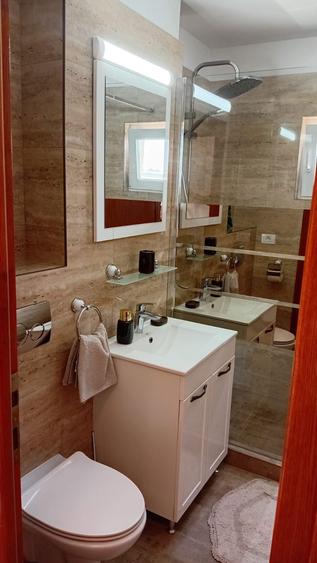 Apartament 3 camere. Zona tomis 3 . Direct propitar - 5