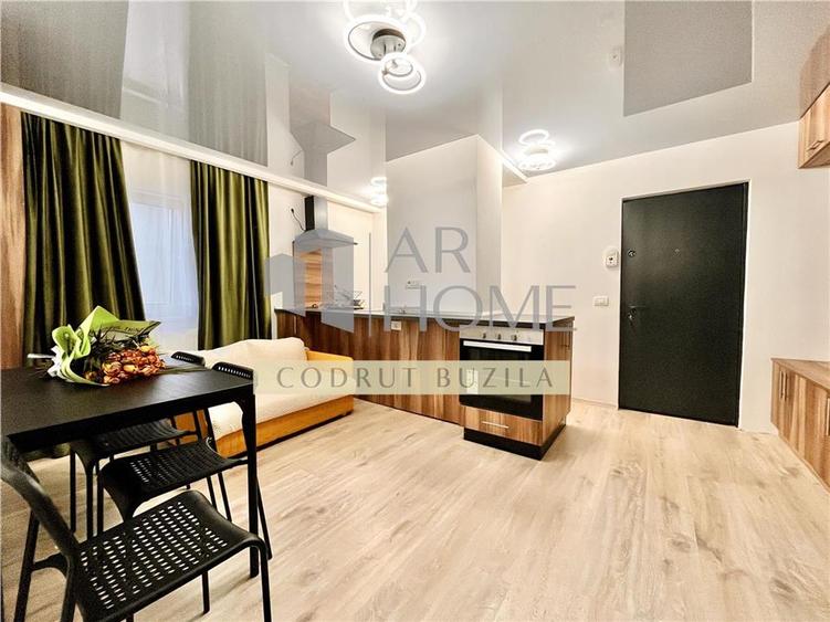 Apartament 3 camere, renovat, decomandat, Ploiesti, Democratiei - 1