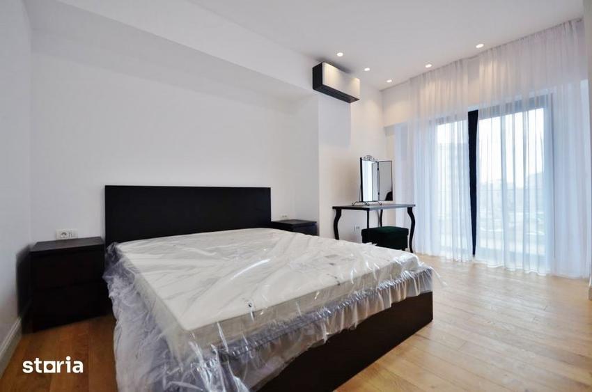 Apartament cu 3 camere semidecomandat în Gara de Nord