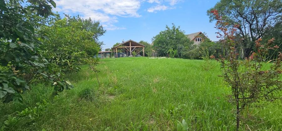 Vanzare teren intravilan, 1500 mp, Tarlungeni central. - 3