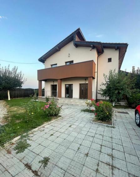 Casa VERDE, singulara, cu 4 camere, 2 bai, teren 600 m2 - 17
