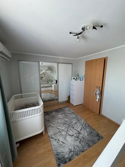 Apartament PENTHOUSE cu scara interioara  4 camere - 11