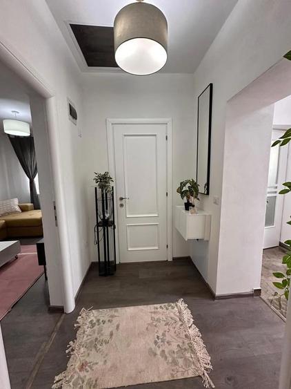 De vanzare casa construita din caramida, renovata, mobilata ?i utilata, zona Parcului 79.000euro - 12