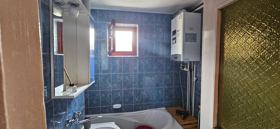 Apartament cu 4 camere, 2 bai, 2 terase ultracentral, Sovata - 5