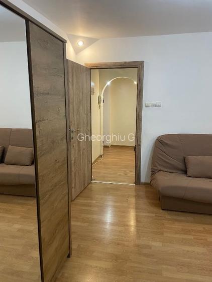 Vand apartament 2 camere