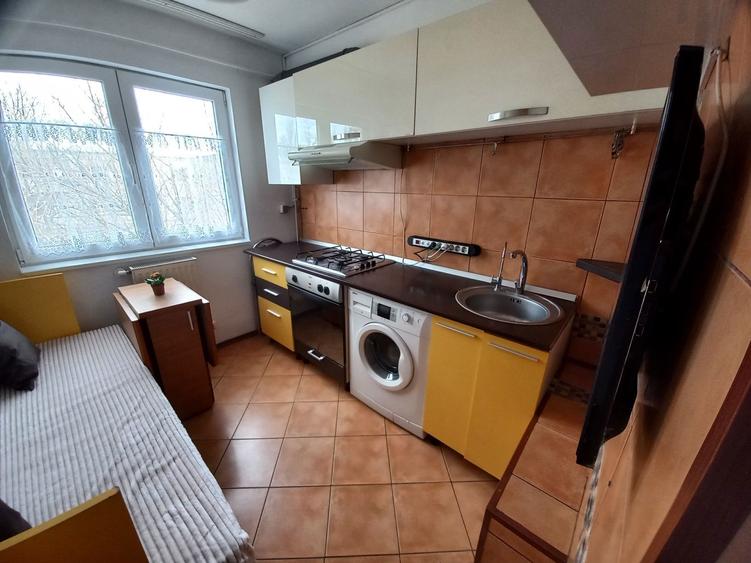 Inchiriez-ap. 1 camera - 2