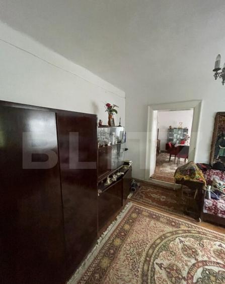 Casa de vanzare cu 4 camere, 120 mp, zona 14 Mai - 29