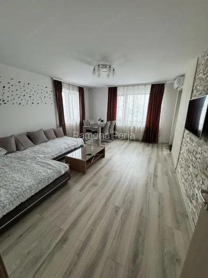 Apartament 2 camere Centru, bloc nou, parcare