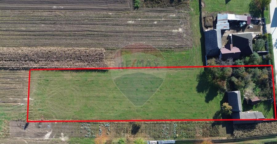 Casa de vanzare in Horodnic de Jos cu teren de 3900mp - 5