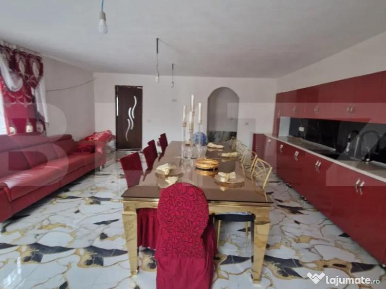 Casa parter teren 836 mp, 150 mp utili 2 corpuri , asfalt , - 1