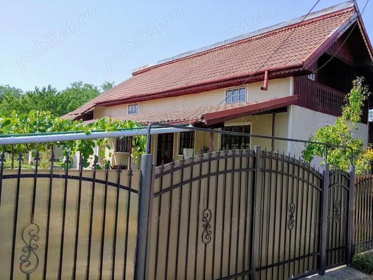 Casa individuala cu teren 1000m mobilata Cocorova, Mehedinti - 10