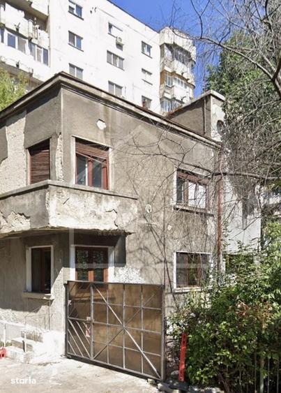 CASA 7 camere | str. Vaporul lui Assan | curte proprie 300mp | - 1