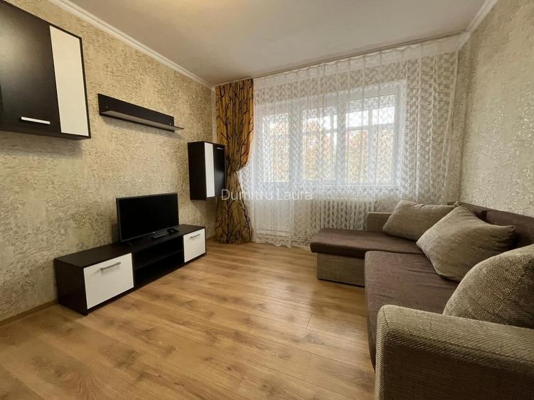400euro/luna. Podu Ros, apartament 2 camere, mobilat, utilat, amenajat