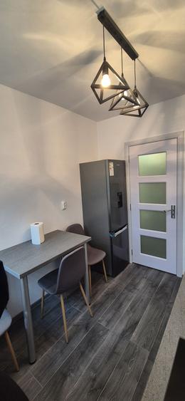 Vand/inchiriez in regim hotelier apartament 3 camere renovat recent - 4