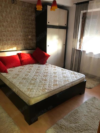 Inchiriere Apartament 3 Camere - Focsani Centru (Pia?a Unirii) - 1