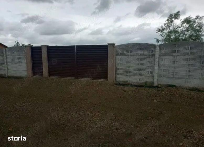 Vand teren intravilan 500 mp Ghercesti, 55 euro mp 55 EUR negociabil - 1