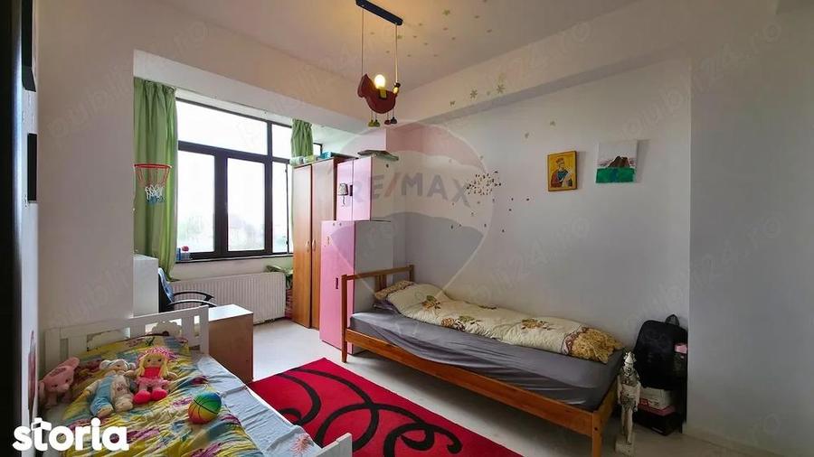 Apartament 3 camere, mobilat, etajul 1 - 8