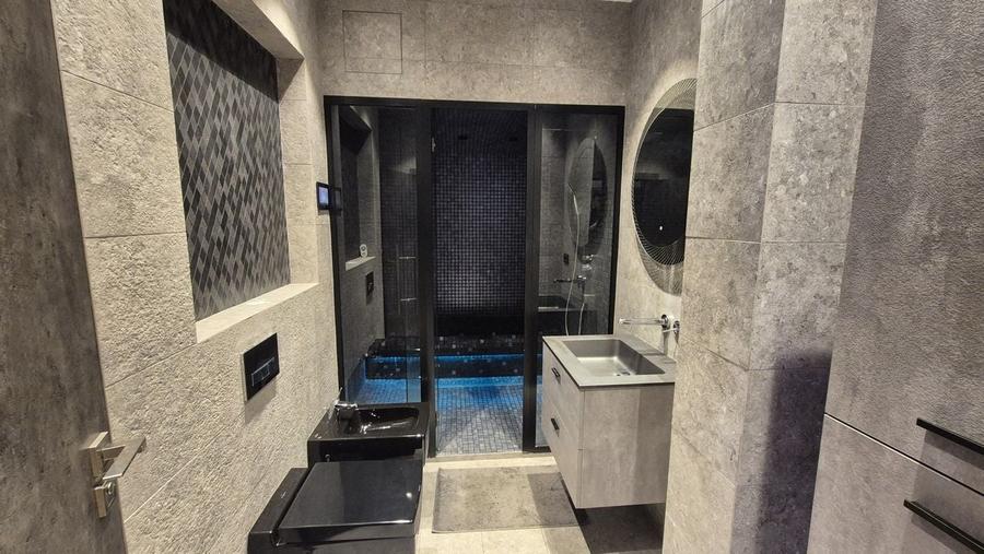 Penthouse 262,48 mp + terasa 165,16 + balcoane 10,73 mp - comision 0% - 13