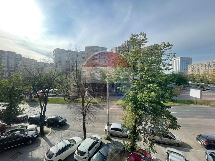 Apartament cu 3 camere decomandat, mobilat în 13 Septembrie