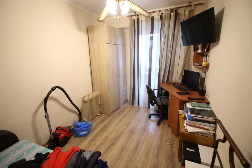 3 Camere Siderurgistilor etaj 3 imbunatatit - 8