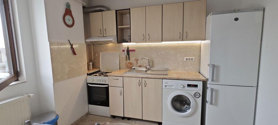 Inchiriez apartament 2 camere - 2