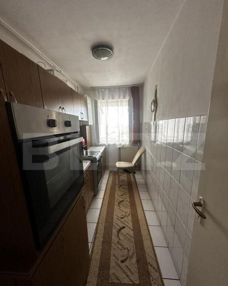 Apartament de vanzare, cu 2 camere, 60 mp, zona Micro 15 - 1