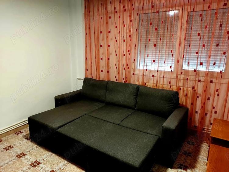 Inchiriez apartament 2 camere - 3