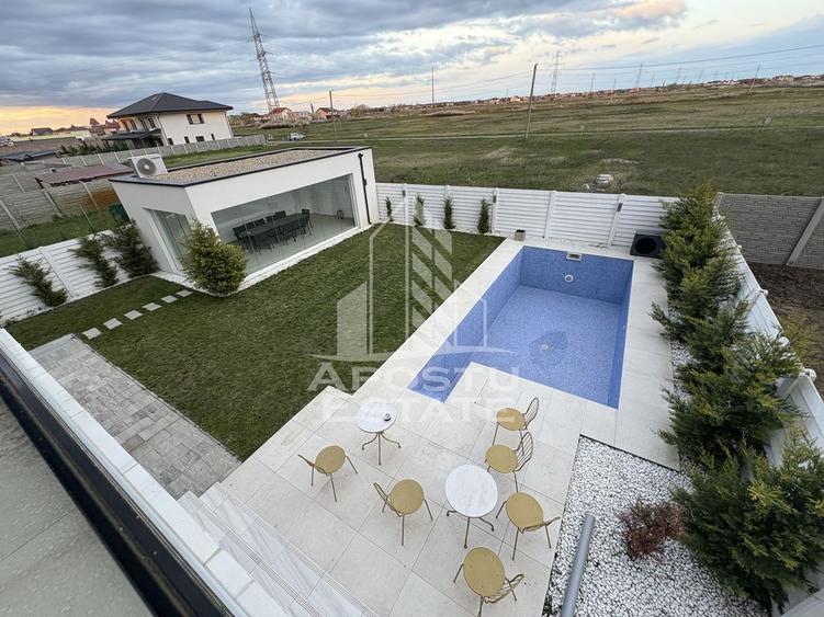 Vila de lux cu piscina incalzita de vanzare in Mosnita Noua | 4 camere - 34