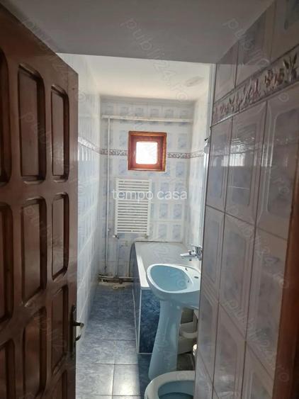 Apartament 3 camere Apartament 3 camere