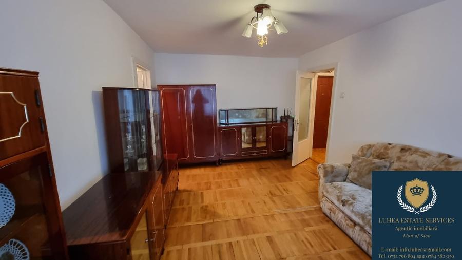 Închiriere - Apartament cu 2 camere zona Moto Velo, Reșița - 3