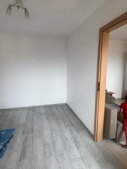 Apartament de vanzare - 4
