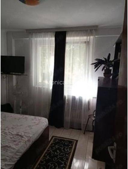 Berceni-Luica-Apartament de 2 camere semidecomandat Berceni-Luica-Apartament de 2 camere semidecomandat