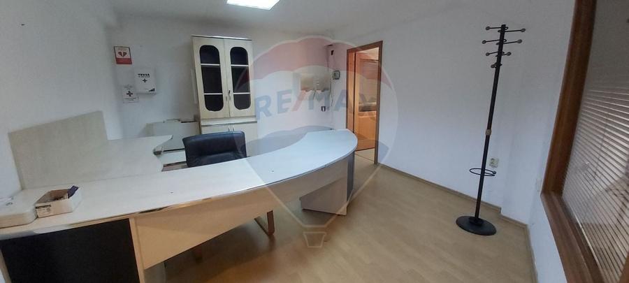 Cladire de  birouri deosebita ,zona  centrala, de vanzare - 7