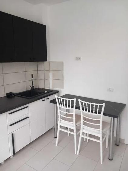 Garsoniera moderna Platinum Tractorul - parcare subterana - 3