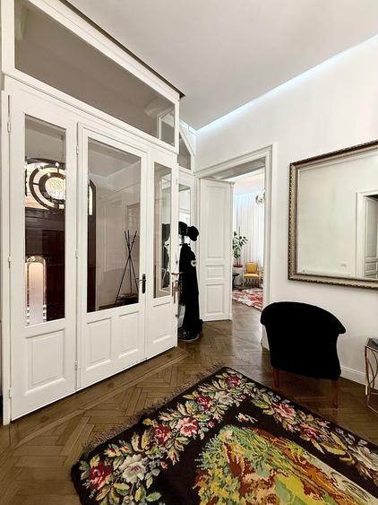 Vanzare 7 camere  in vila BELLE ÉPOQUE - GRADINA ICOANEI - 8