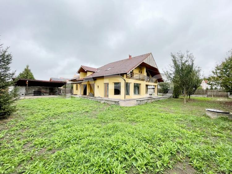 De vanzare casa individuala cu teren de 1012 mp situata Gheorgheni - 2